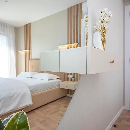 Appartamento Terrace Square View *