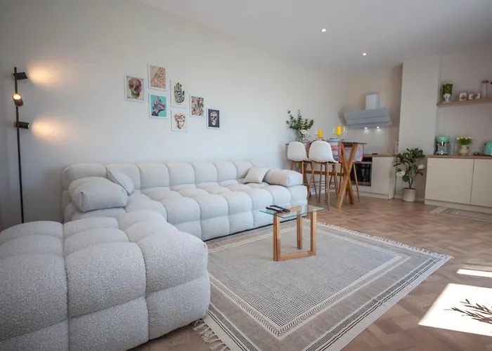 Terrace Square View Appartamento Tirana